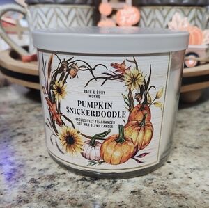 NWT Bath & Body Works "Pumpkin Snickerdoodle" 3-wick Candle